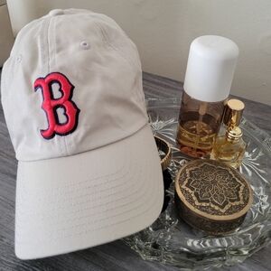 Abercrombie & Fitch Red Sox Adjustable Baseball Hat Beige Cream
